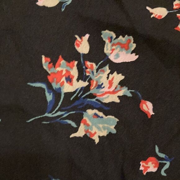 Set of 2 Handkerchiefs NWOT - Picture 3 of 5